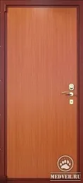 925
